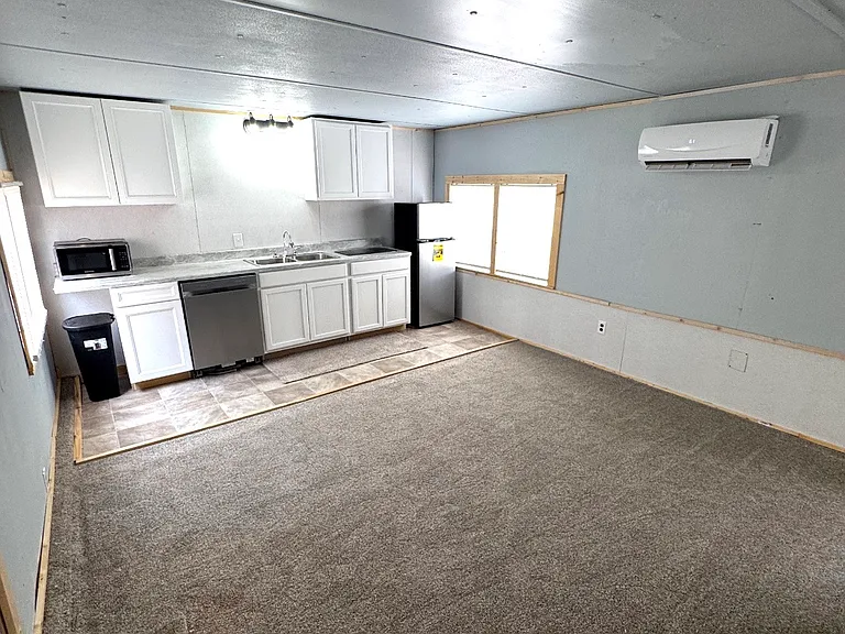 970031 S Todd Dr — Photo 2