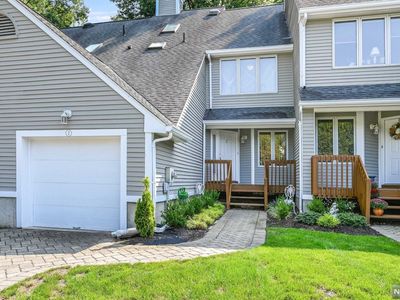 2 Sutton Way, Washington Township, NJ, 07676