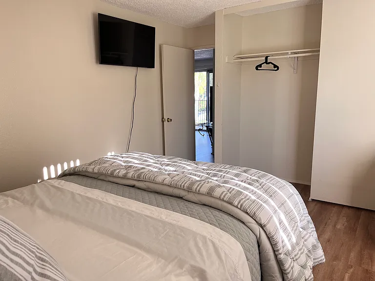 7531 Pacific Ave #9 — Photo 10