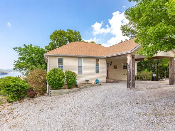 392 Hillcrest Drive, Ridgedale, MO 65739