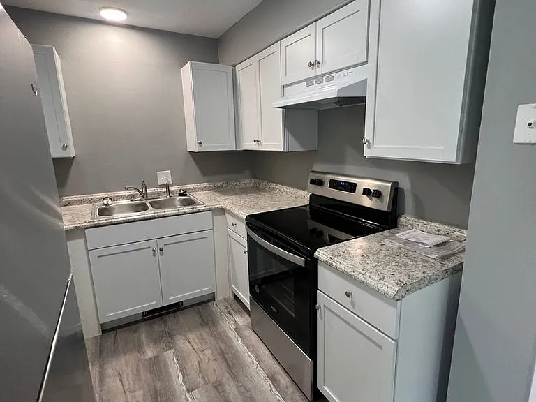 2305 N Prospect Ave #B — Photo 6