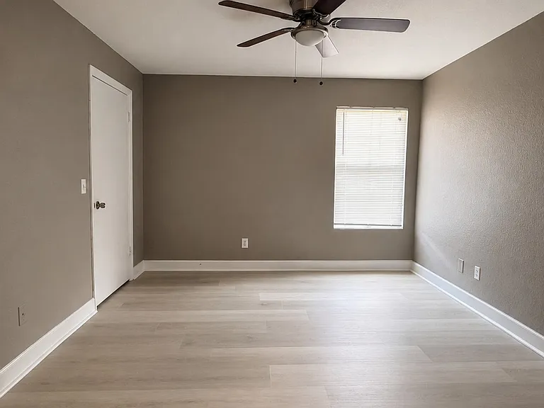 5124 Conroy Rd #1-17 — Photo 22