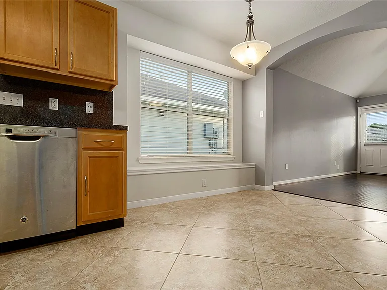 15423 Brock Creek Way — Photo 8