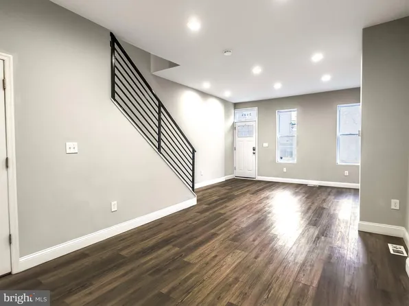 2404 Sharswood St, Philadelphia, PA 19121