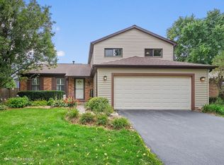 1061 Valley View Dr, Downers Grove, IL 60516