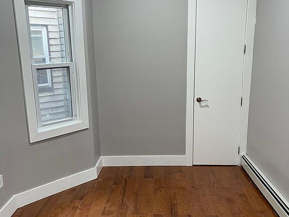2nd image of 45 Saint Pauls Ave #3