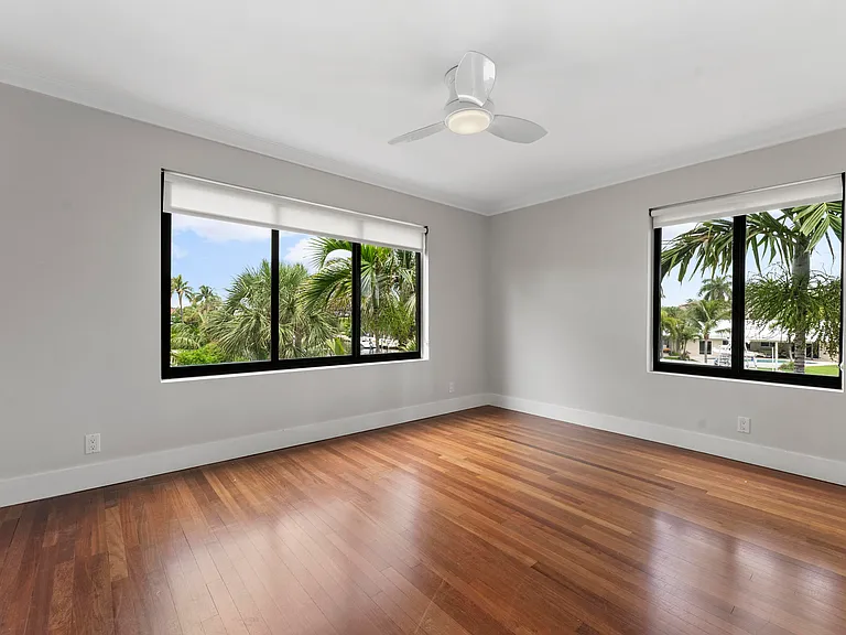 1121 Bel Air Dr #4 — Photo 19