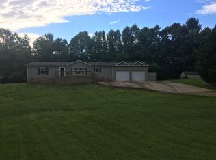 242 Dockery Rd, Purlear, NC 28665