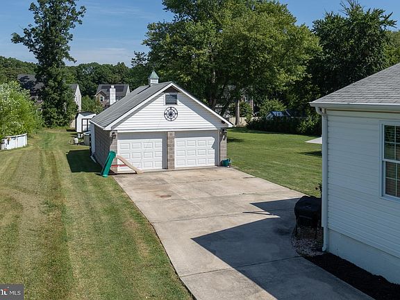 5th image of 1626 Cape May Rd
