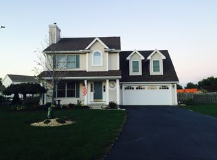 1322 Seneca Creek Ct, Perrysburg, OH