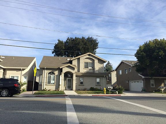 2nd image of 426 Cypress Ave