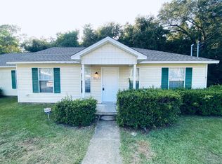 1000 Sable Dr #B, Pensacola, FL 32514