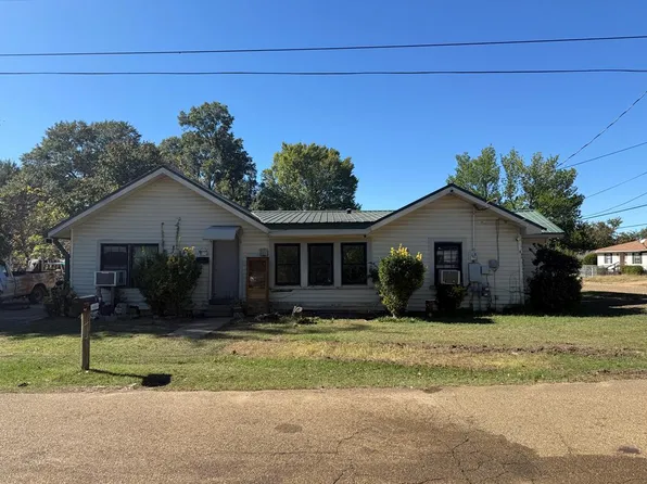 324 E 36th St, Texarkana, AR 71854