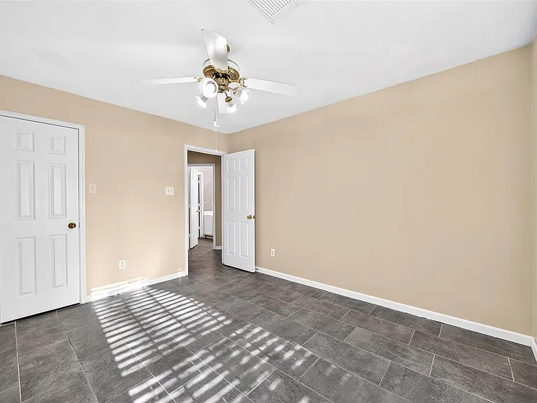 5814 Eldridge Glen Dr — Photo 26