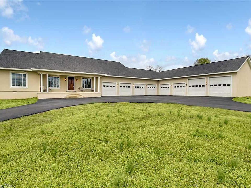1st image of 453 Turkey Trot Ln