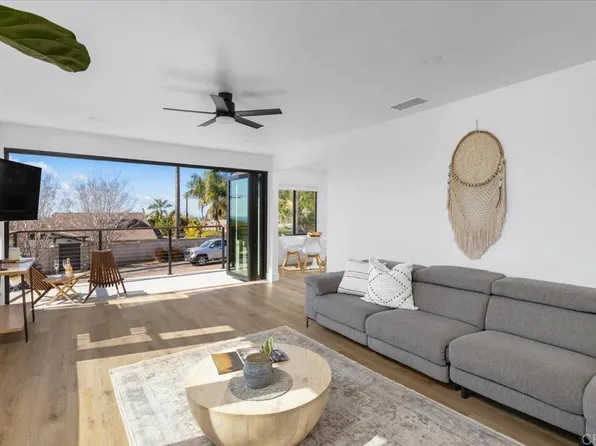 3630 Donna Dr, Carlsbad, CA 92008