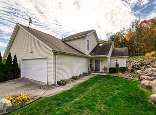 595 Hilltop Ter, Tallmadge, OH