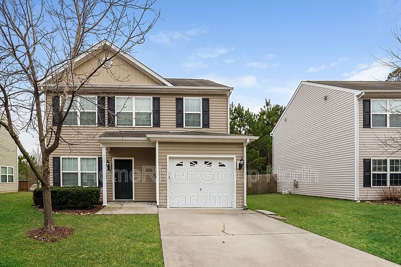 1st image of 809 Woodside Park Ln