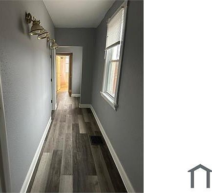 4th image of 3646 Iowa Ave