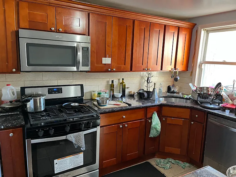 107 Charles St #1 — Photo 3