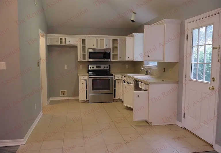 2248 Loreco St — Photo 6