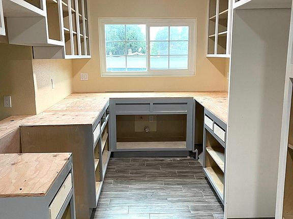 5th image of 6235 Painter Ave APT C