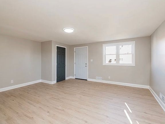 5th image of 7843 Harold Rd