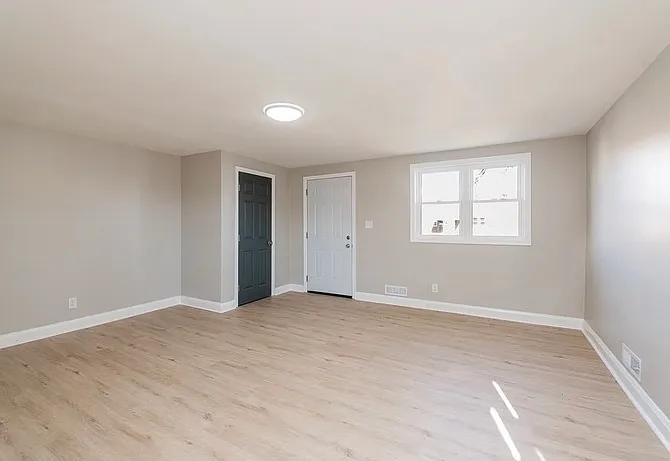 7843 Harold Rd — Photo 5