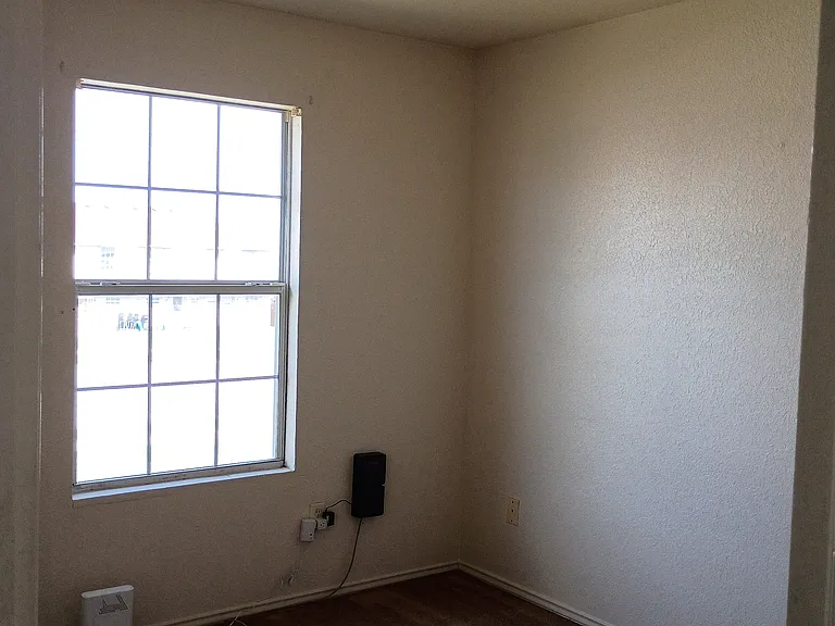 4503 Deek Dr — Photo 4