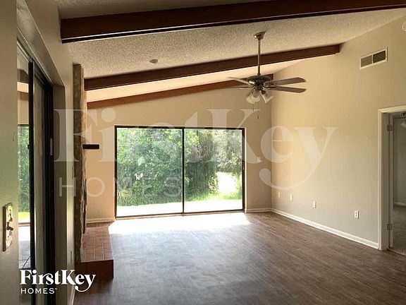 5th image of 1451 Oak Pl
