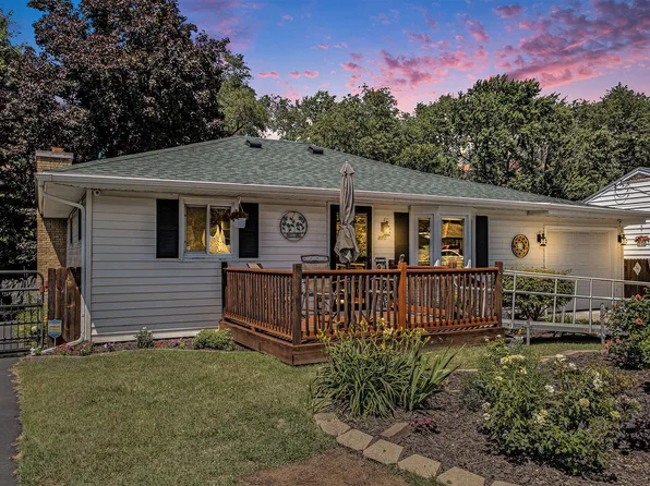 170 Creekview Dr, Battle Creek, MI 49037