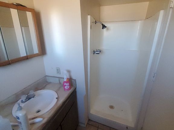 2nd image of 1076 Balboa Ct SE