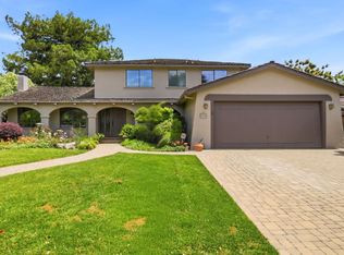 1131 Runnymead Dr, Los Altos, CA 94024