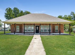 132 Pecan Grv, Lancaster, TX 75146