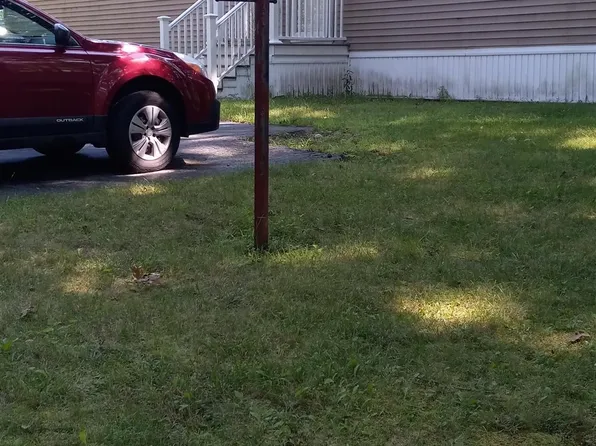 17 Brown Avenue, Seabrook, NH 03874