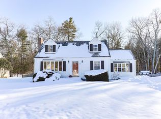 24 Eastman Ave, Foxboro, MA 02035