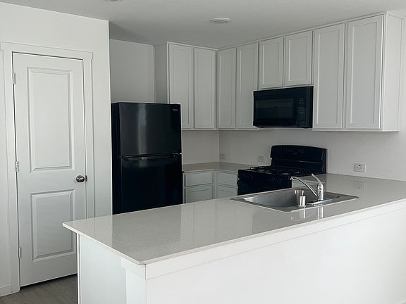5th image of 12132 Thoroughbred Dr