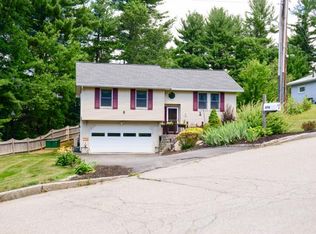 67 Maple St, Somersworth, NH 03878