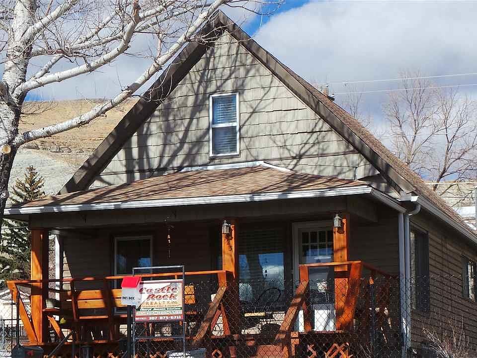 1st image of 123 E 2nd North St