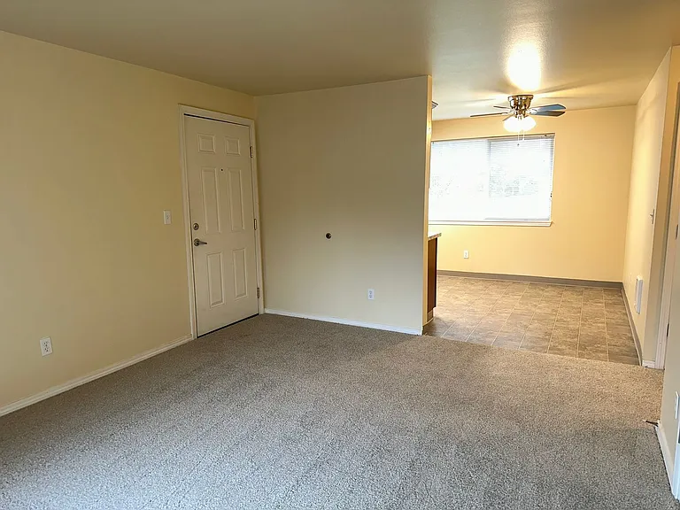 7946 SE Monroe St — Photo 5