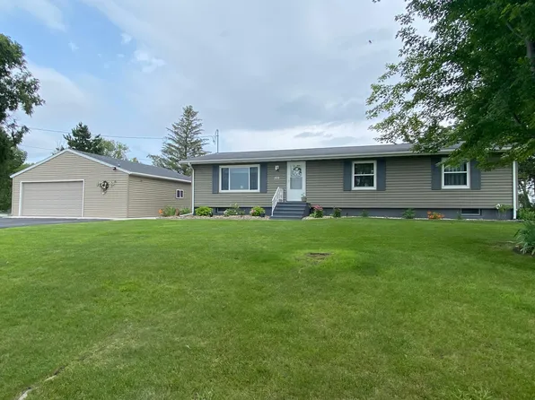 305 N Holland St, Kellogg, MN 55945