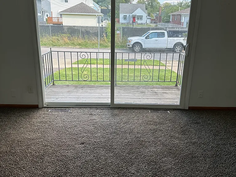 222 Montrose Tonawanda Town #2 — Photo 27