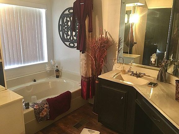 5th image of 43801 Pioneer Ave