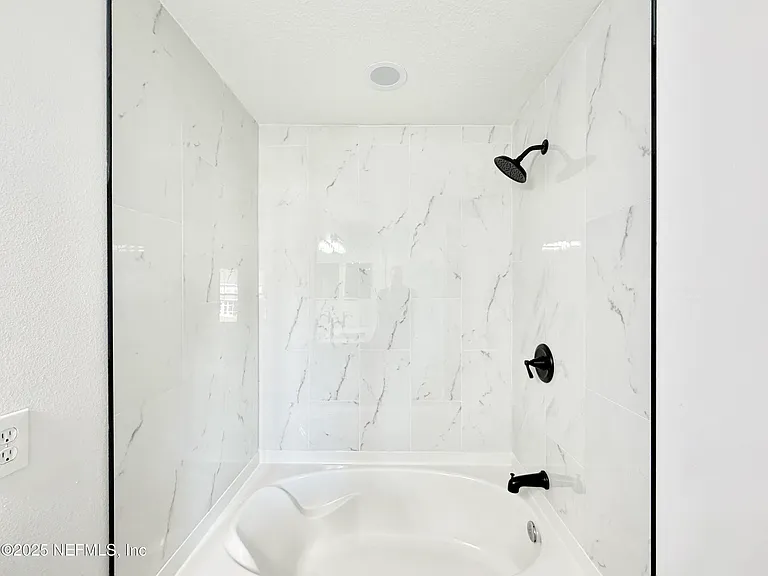 13424 English Peak Ct — Photo 14