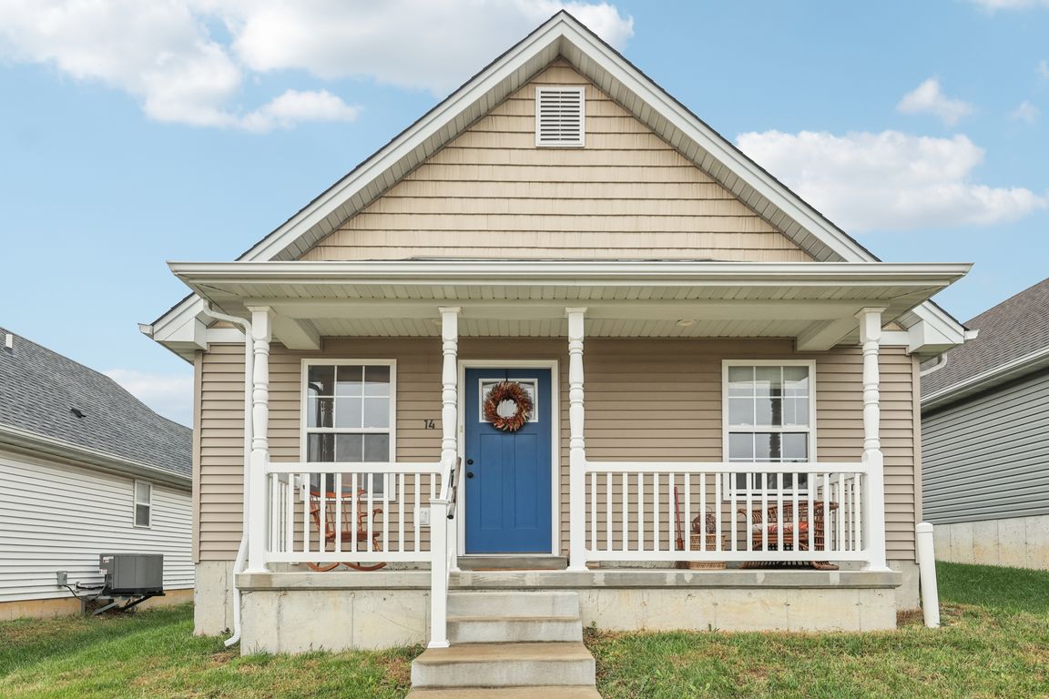 14 Brookmoore-S2910-001.jpg