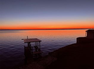 168 Rain Forest Rd, Onalaska, TX 77360