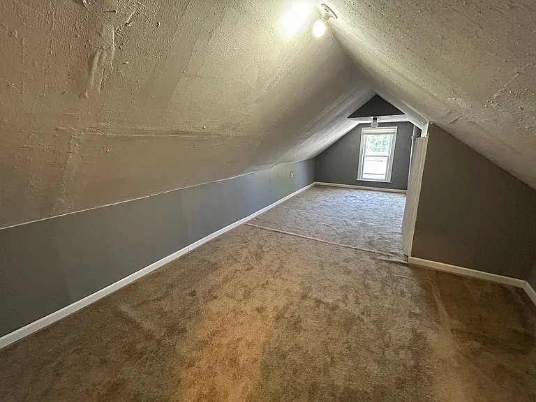 6818 Morgan Ave — Photo 32