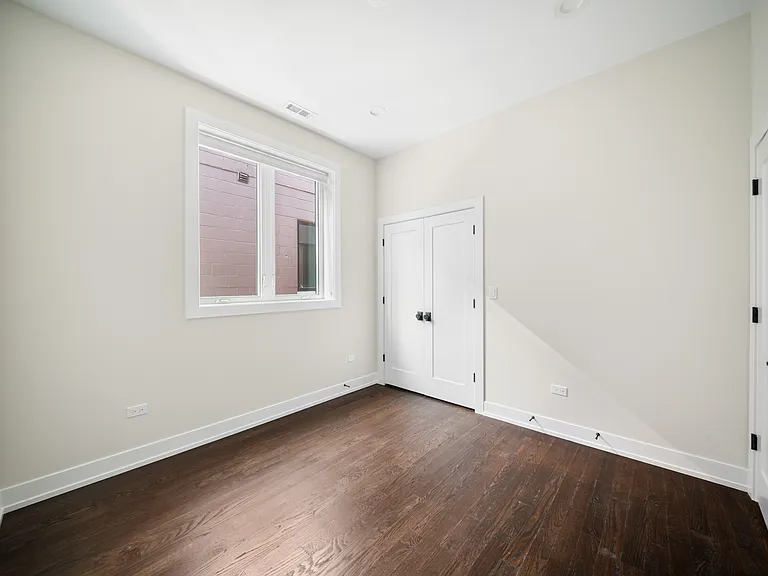 406 E 50th Pl #3 — Photo 12