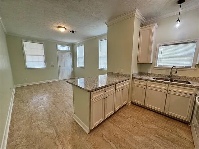 1323 Nunez St — Photo 3