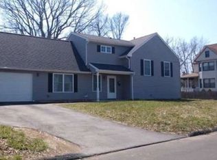 77 Darby St, Bloomfield, CT 06002